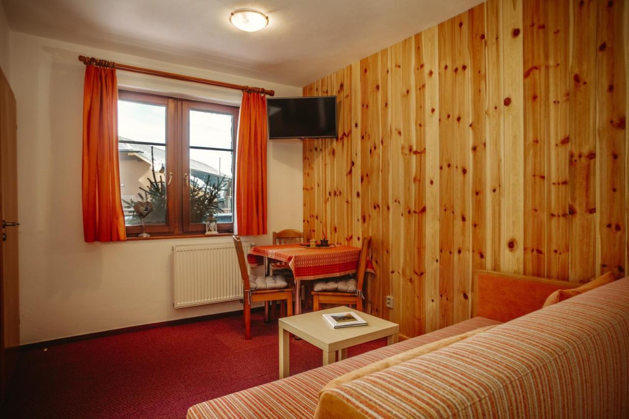 Apartmany Jasna 迪马诺卡多林纳 外观 照片